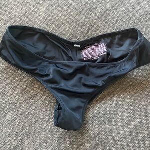 Victoria’s Secret rouched backside swim bikini size small